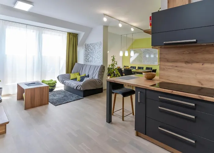 - Luxusni Pro Dve Rodiny S Detmi 아파트 *